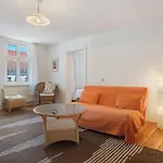 Apartment Bett Und Buch