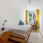 Bett Und Buch Apartment