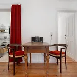 Bett Und Buch *