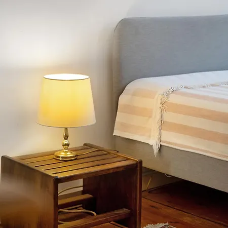 Appartement Bett Und Buch