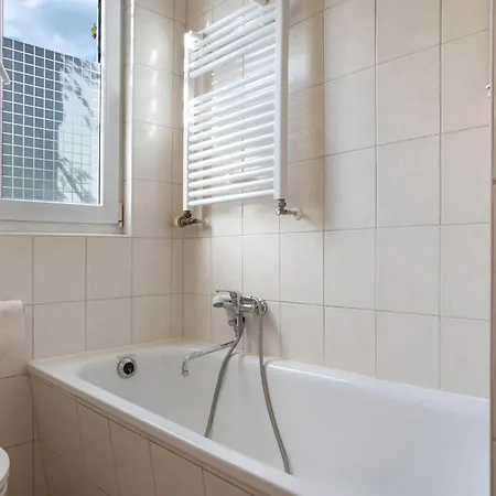 Bett Und Buch Apartment Lychen