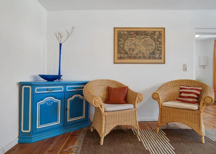 Bett Und Buch * Lychen