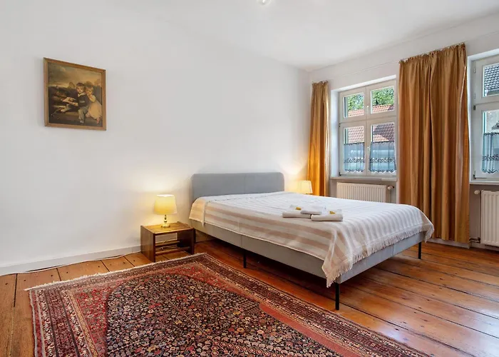 Bett Und Buch * Lychen