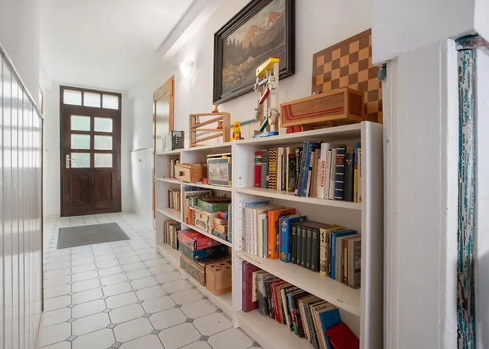 Lägenhet Bett Und Buch *